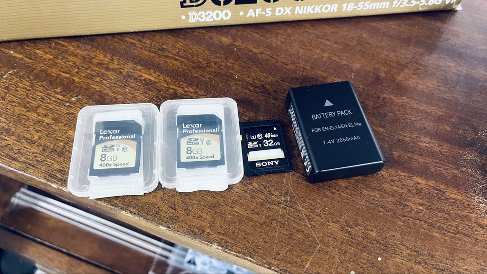 Nicon D3200  оптика 18-55 VR   фотоапарат никон
