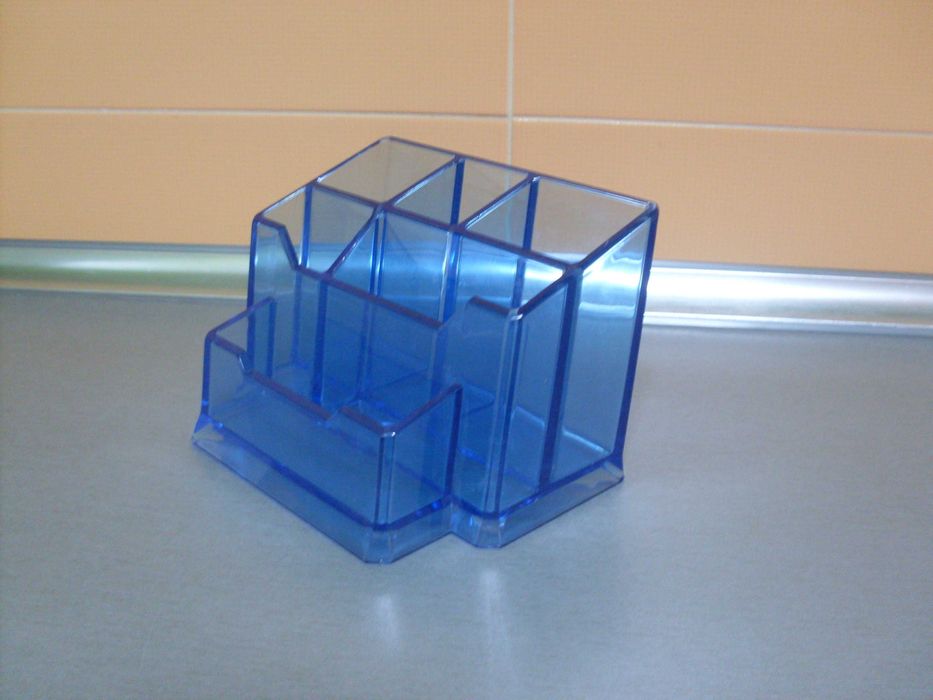 Канцеларски материали.