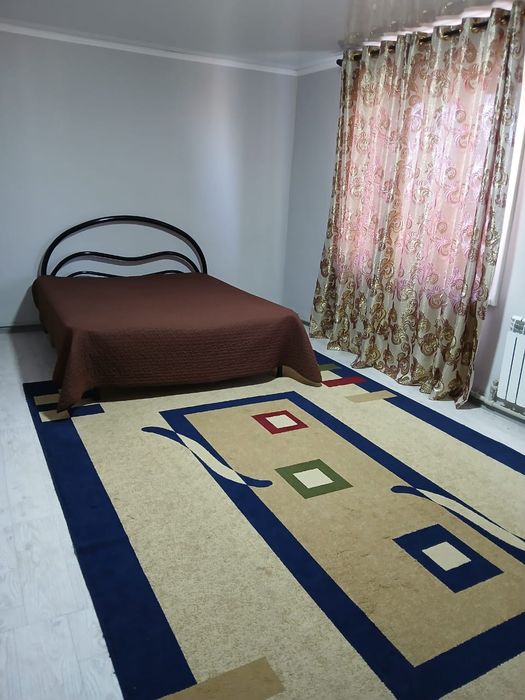 Продам двуспальнюю кровать