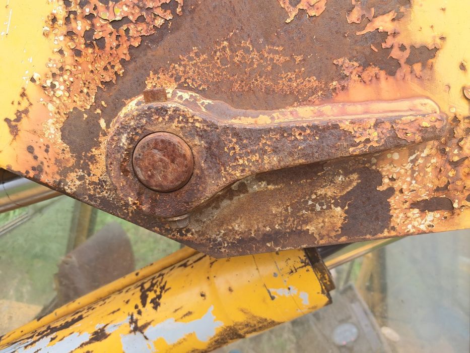 Телескопичен товарач JCB 4х4