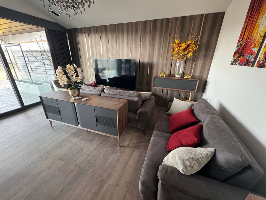 Ботанический сад 3/5/5 175 кв.м