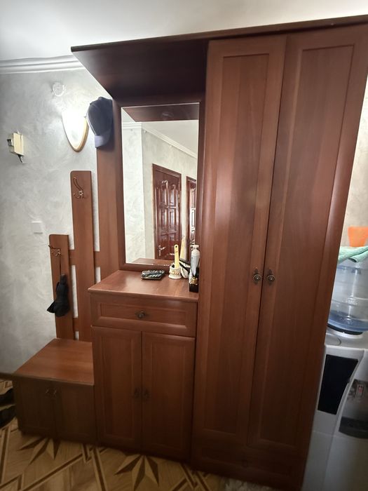 Прихожая бу.