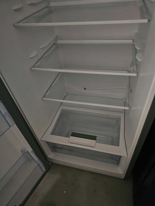 Bosch Serie 4 KSV36VLDP fridge Freestanding 346 L D Stainless steel [Energy Class D]
