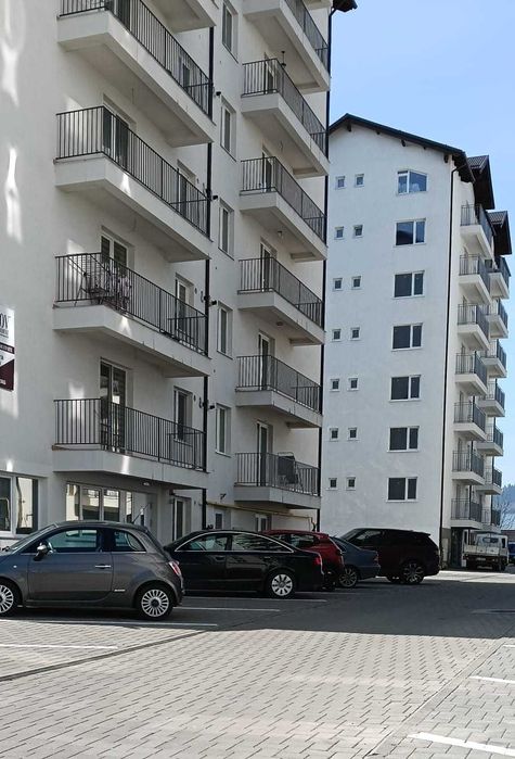 Inchiriez spatiu comercial