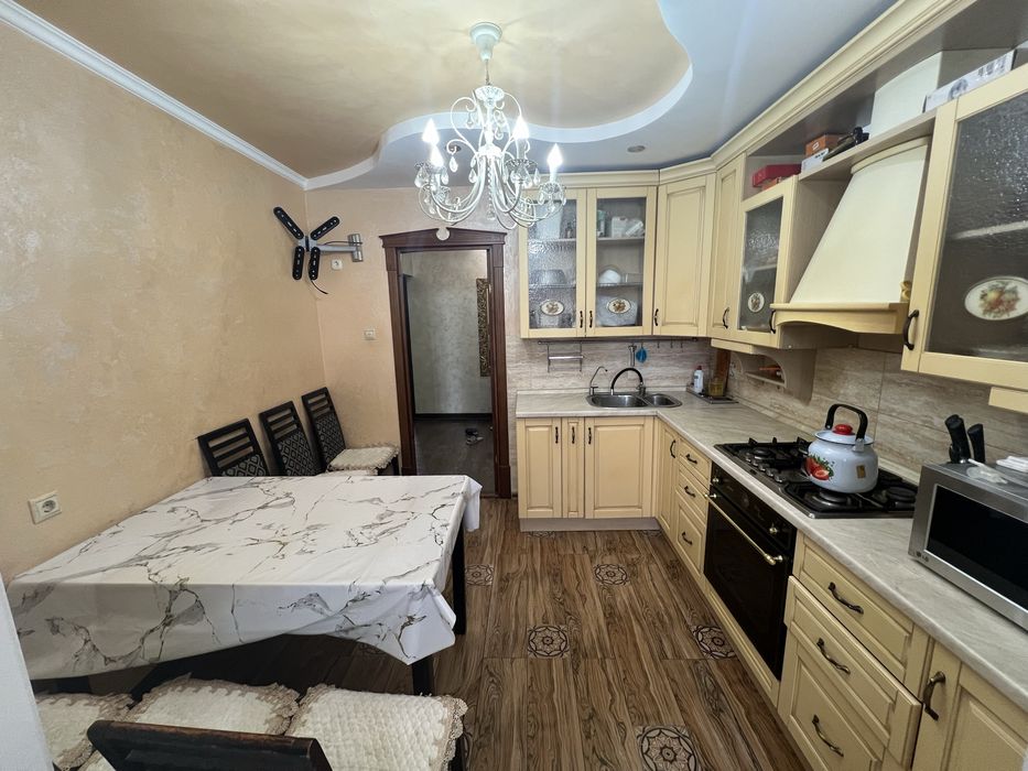 Продается 3 комнатная квартира