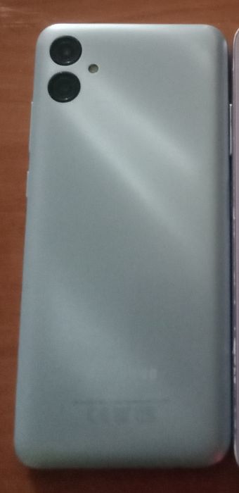Смартфон  Samsung