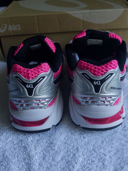 Asics Gel Kayano 14 pink
