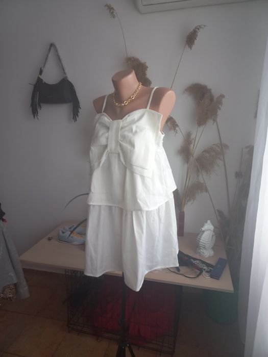 Rochie nouă cu eticheta PIERCE