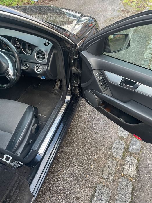 Mercedes W204 C220 на части