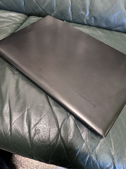 Laptop gaming Lenovo I5, 16GB ,Nvidia GTX funcționează foarte bine