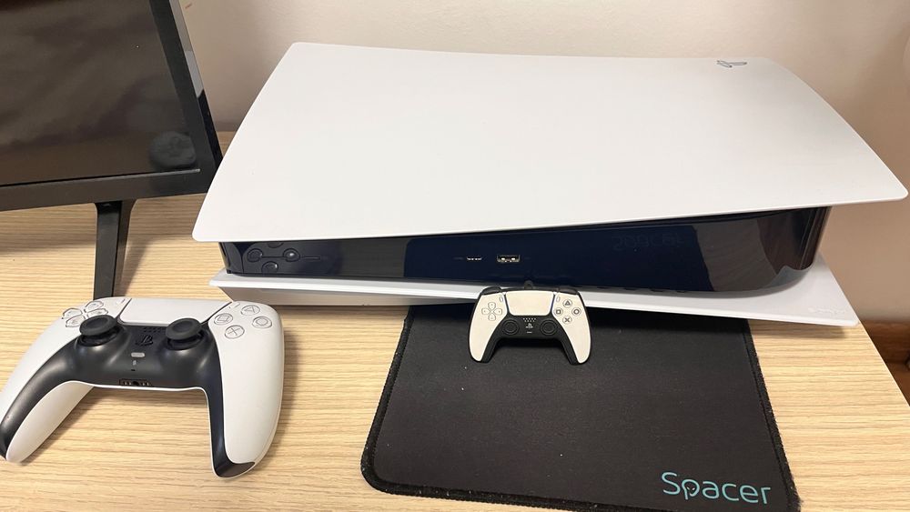 Consola Ps 5 cu CD, 1 Tera