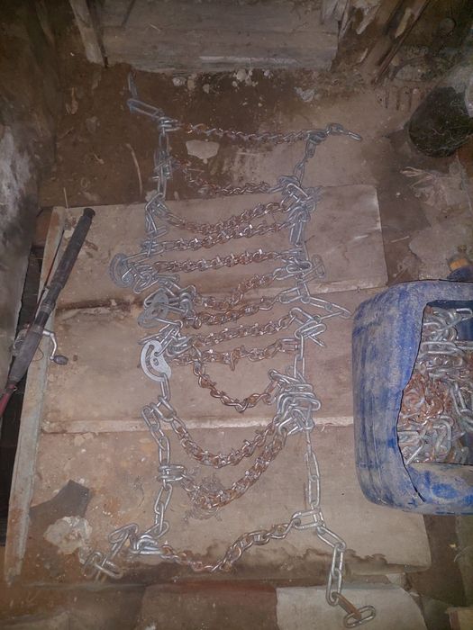 Продам цепи на колеса