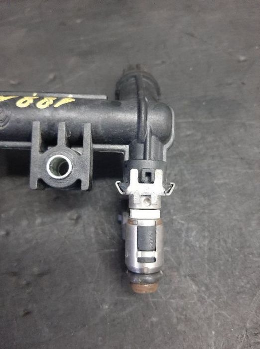 rampa cu injectoare 1.2 b 188a4000 fiat punto panda lancia ypsilon  b671 3219018301