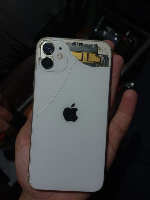 Продается Iphone 11