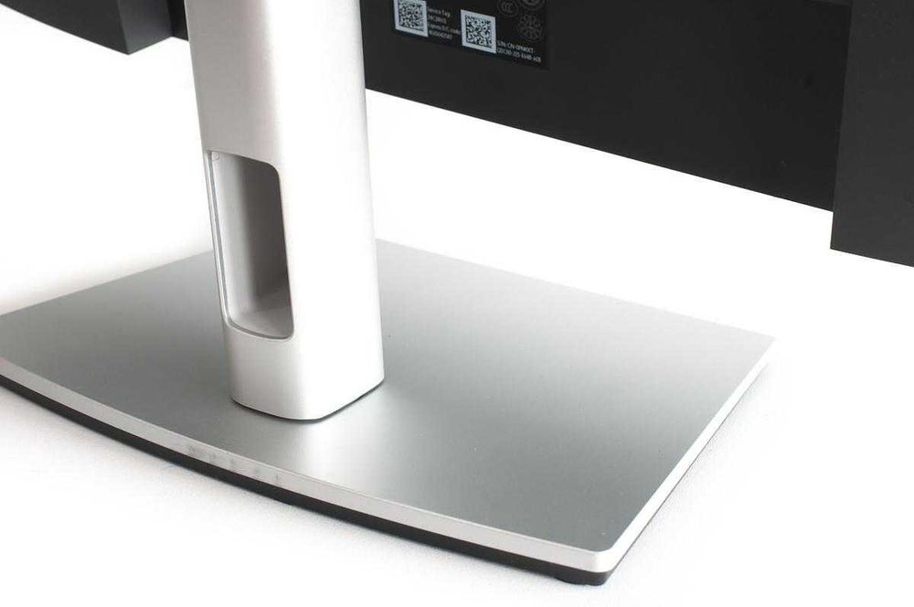 Промо: Професионален монитор Dell P2422H 24"/IPS/1920x1080