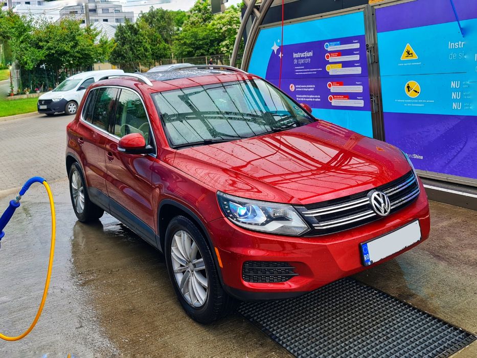 VW Tiguan Facelift,Benzina 2.0,Automat DSG,Piele crem,panoramic!Ocazie