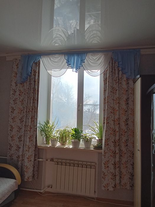 Продам квартиру 2, второй этаж