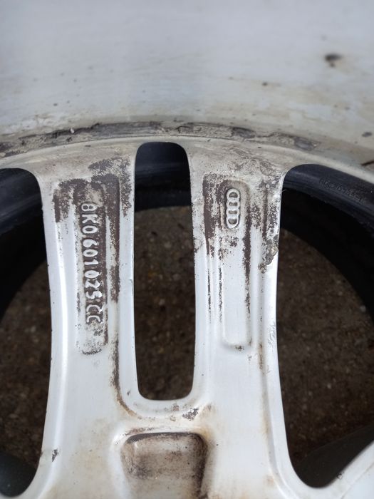 Vând jante R18 Audi S line originale, Vw sau Skoda prindere( 5x112)