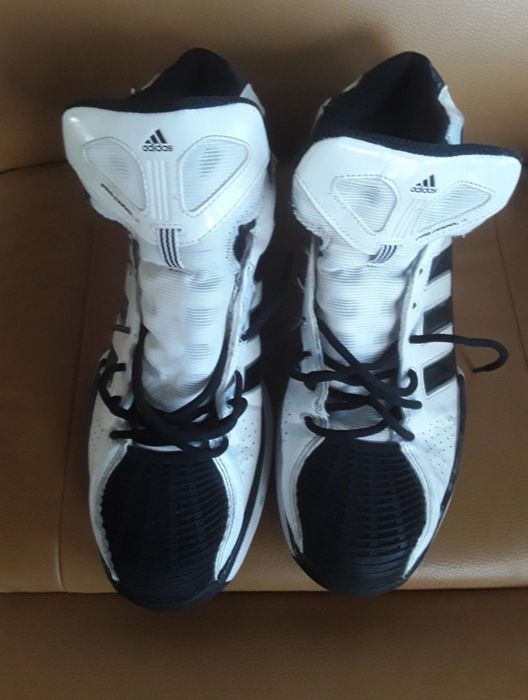 Adidasi 47 si 1/3