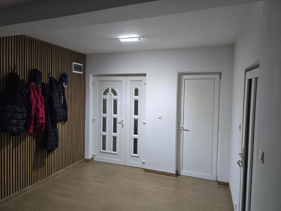 Vând casa Ideciu de Jos.