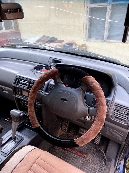 Продам Митсубиси шариот