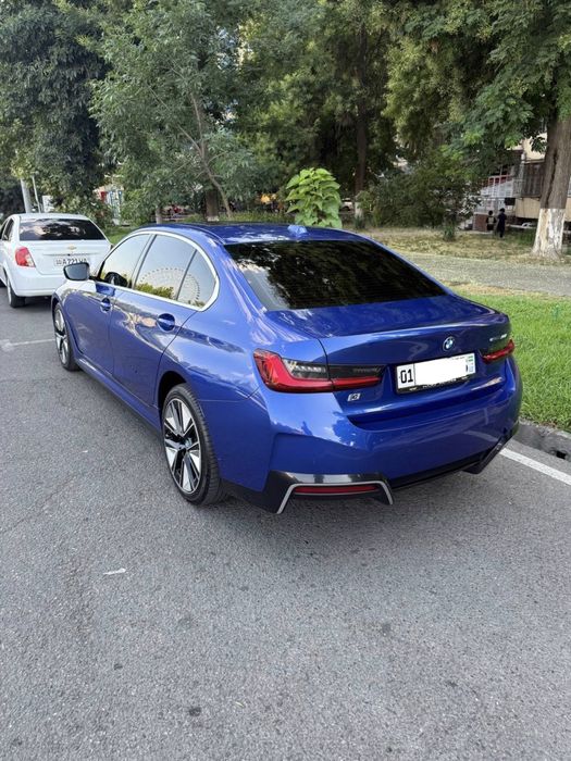 Bmw i3 35L full option