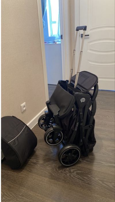 Коляска 18000тенге