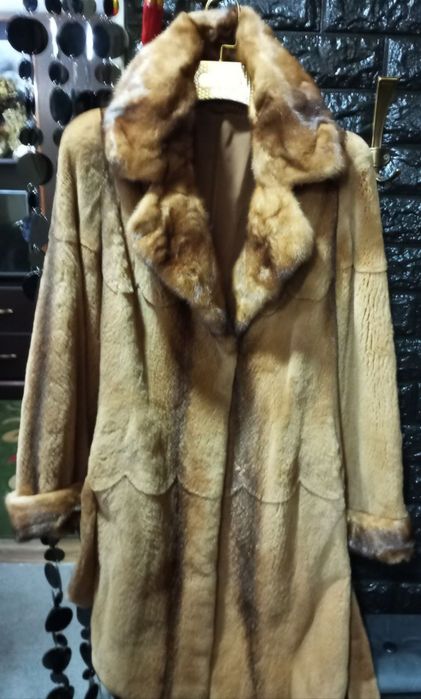 Продам норковую шубу