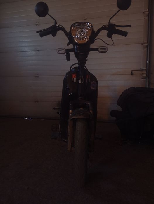 электроскутер аккумулятор так себе продаю  за 65000