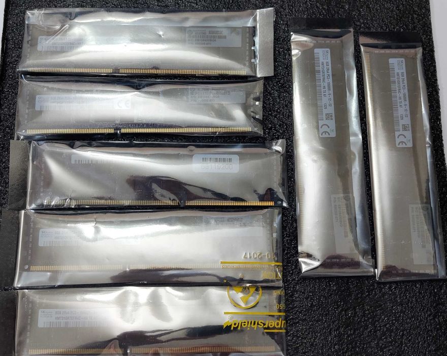 Продавам сървърна рам памет Samsung / SK hynux - DDR3