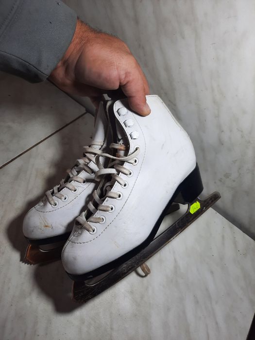 Patine gheata 140 patinaj artistic American piele marime 34 (21  cm)