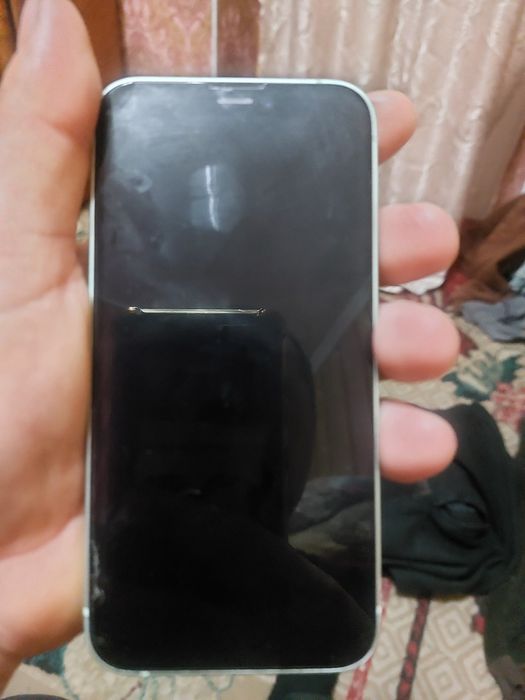 Продам Айфон 12 мини