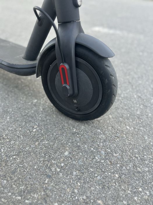 Vand trotineta electrica xiaomi 4 pro in stare buna