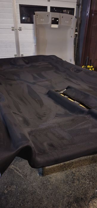 Retapițare plafoane uși stâlpi , detailling interior complet , sisteme audio Skoda , Audi , BMW , Volkswagen