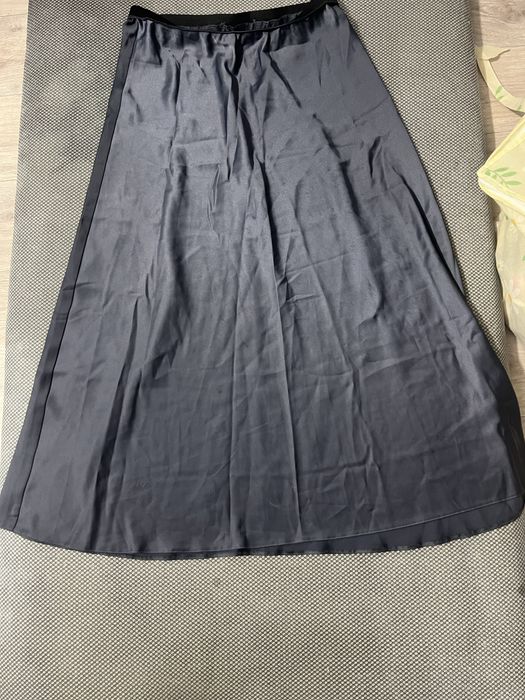 Продам каждую по 2000т