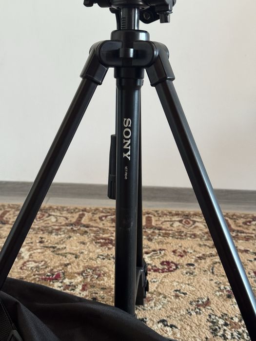 Camera Sony ZV-E10 + Trepied + Accesorii