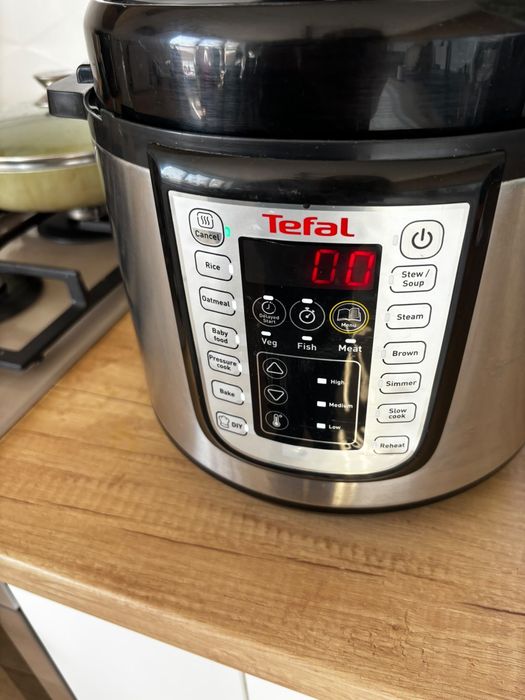 Oală sub presiune electrică Tefal One Pot CY505EE0, 1200W, 5.8L, 25 de programe multicooker