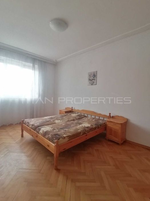Продава се Тристаен апартамент в Пловдив, Съдийски - 130 кв.м за 1031 €/кв.м - Снимка #6