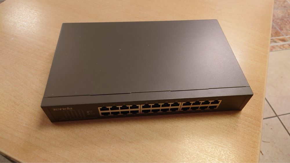 Tenda switch суич гигабитов 24 порта