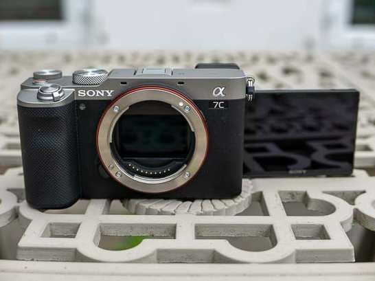Фотоапарат Sony a7c (silver) сребрист
