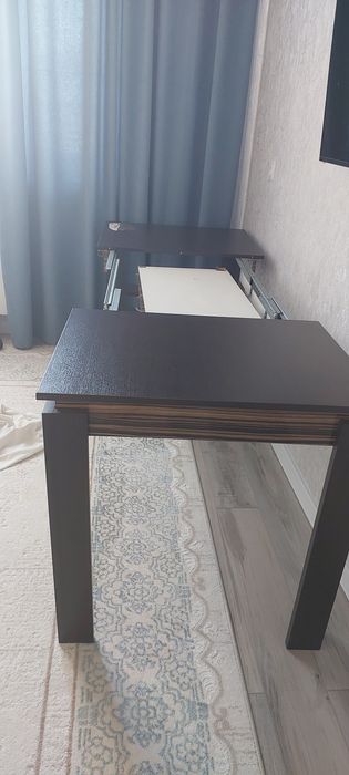 Стол в гостиную.