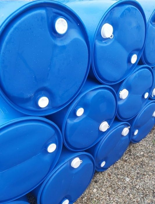 Butoi/ butoaie plastic[teflon] 220 litri cu busoane