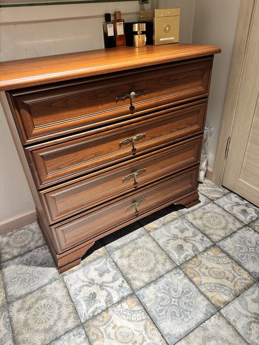 Продам комод Кентаки ( Euromebel)