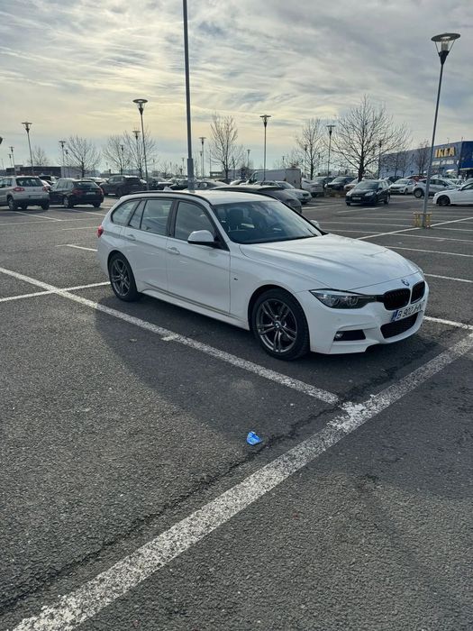BMW Seria 3 BMW 330i xDrive AT M Sport Alpine White