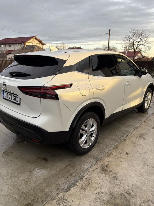 Vind sau schimb Nisan Qasqai din 2022 cu Daster din2022/2023 dizel