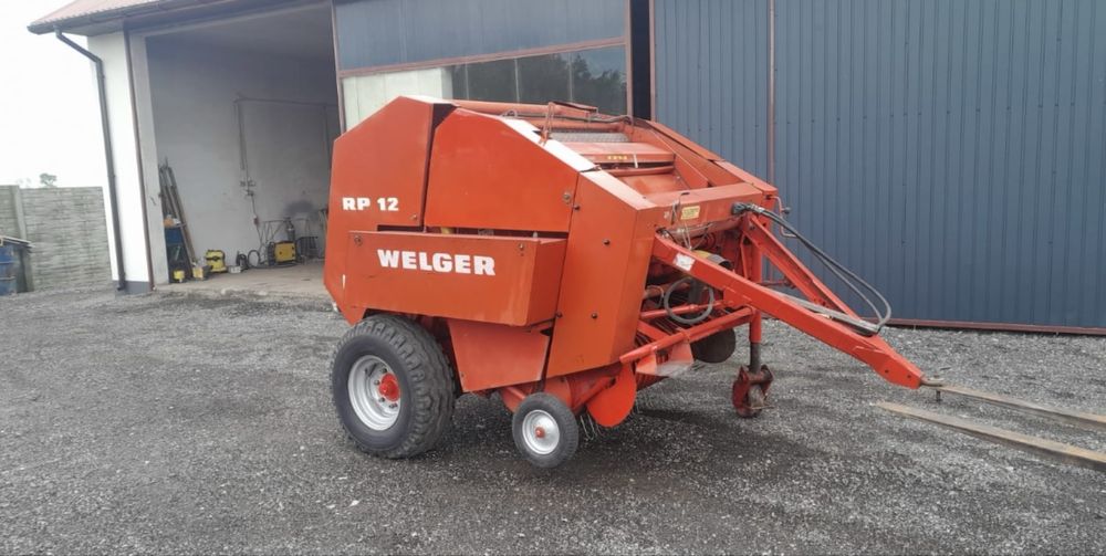 Presa Welger RP 12 ( balotiera)