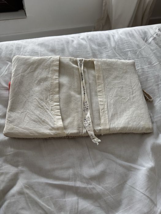 Облекло за книга