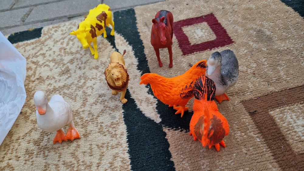 Игрушки почти даром б/у