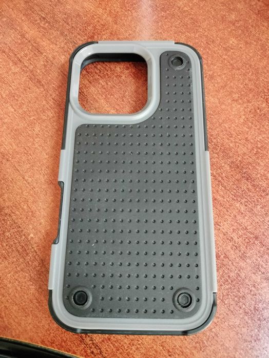 CARCASE IPHONE 16 PRO