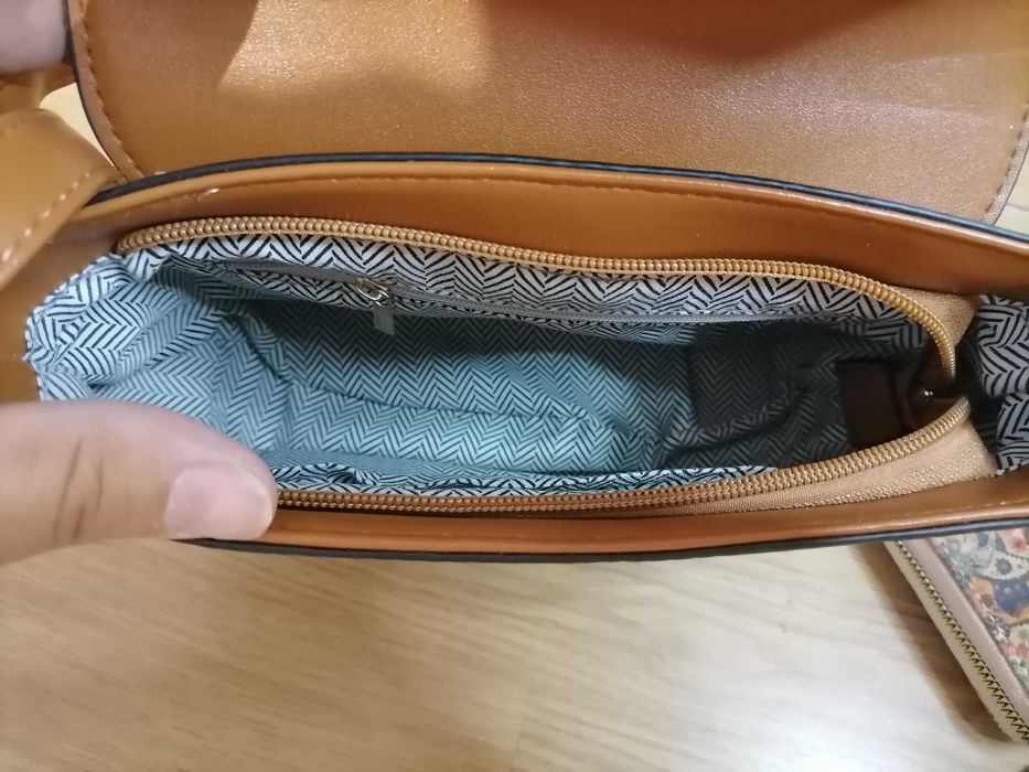 Комплект чантичка и портмоне тип корк